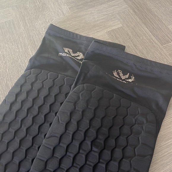 Mcdavid knee pads - Picture 2 of 3